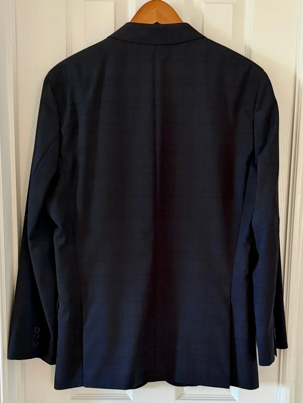 HUGO tailored two